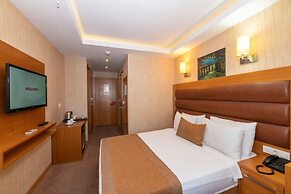 Regno Hotel
