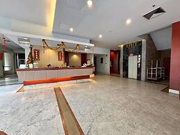 Hadyai Golden Crown Hotel