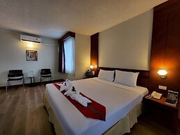 Hadyai Golden Crown Hotel