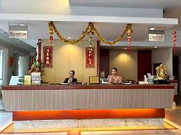 Hadyai Golden Crown Hotel