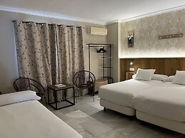 Hostal Alameda