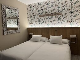 Hostal Alameda