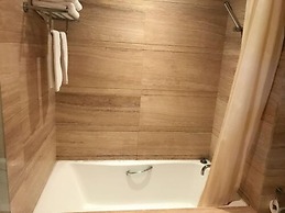 Jing'an Ziyuan Apartment