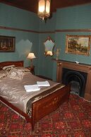 Shakespeare Hotel Surry Hills