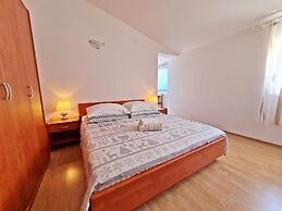 Apartments Rooms PORAT