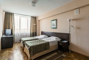 Universitetskaya Hotel
