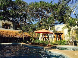 Acacia Tree Garden Hotel