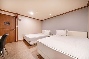 Top Motel