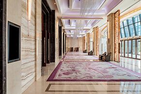 Sheraton Changchun Jingyuetan Hotel
