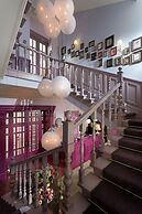 Hotel 19