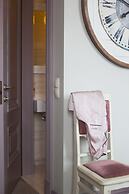Hotel 19