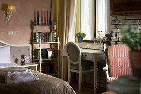 Hotel 19