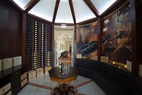 Vila Gale Collection Palacio dos Arcos Hotel