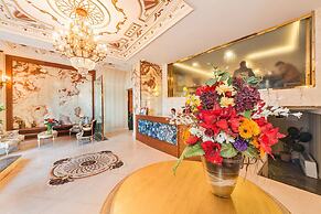 Hotel The Pera Hill