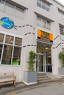 Trek Global Backpackers