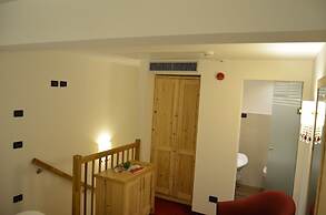 Hotel Ladina