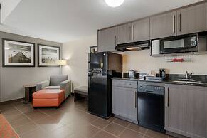 Best Western Plus Eastgate Inn & Suites