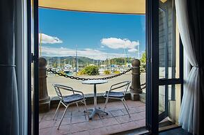 Harbourside Lodge