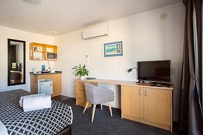 Harbourside Lodge