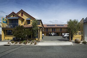 Harbourside Lodge