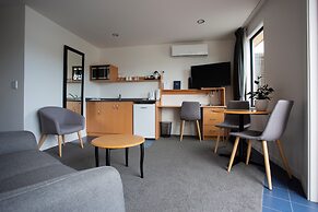 Harbourside Lodge