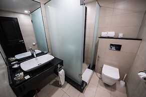Kabira Country Club