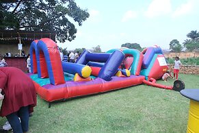 Kabira Country Club