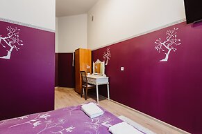 Tara Hostel