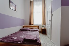 Tara Hostel