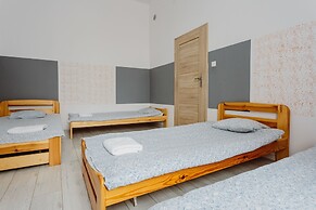 Tara Hostel
