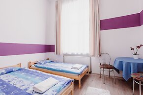 Tara Hostel