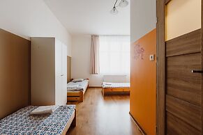 Tara Hostel