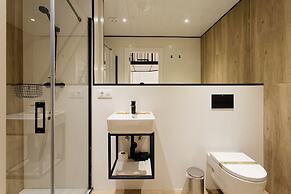 Green House Hotel