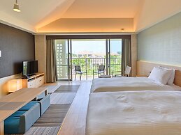 Fusaki Beach Resort Hotel & Villas