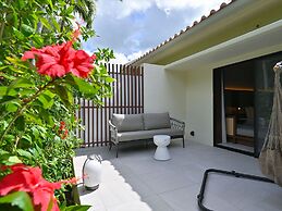 Fusaki Beach Resort Hotel & Villas