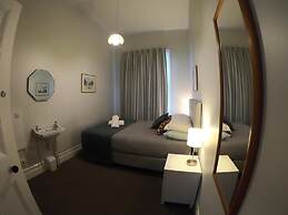 The Villa - Hostel