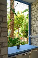 Rouda Bay Hotel