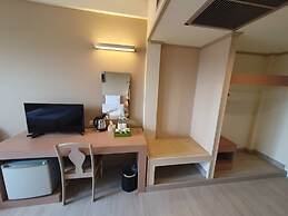 Bunjongburi Hotel