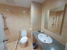 Bunjongburi Hotel