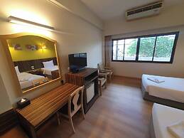 Bunjongburi Hotel
