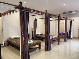 Bunjongburi Hotel