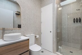 Southwark Hotel & Apartments