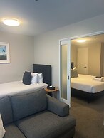 Southwark Hotel & Apartments