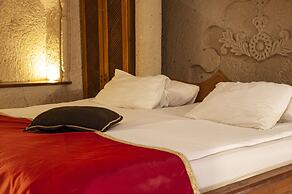 Ottoman Cave Suites