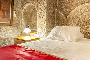 Ottoman Cave Suites