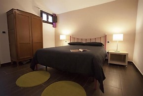 HomeHotels