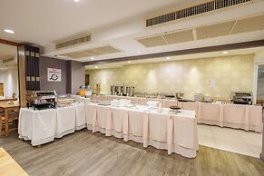 Prom Ratchada Thailand Cultural Centre Hotel