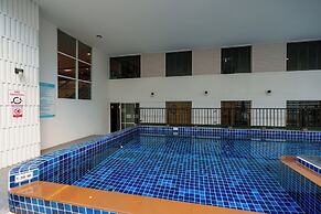 Prom Ratchada Thailand Cultural Centre Hotel