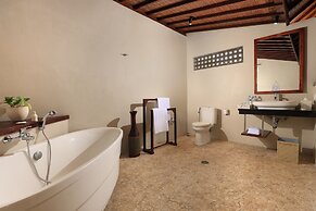 Amadea Resort & Villas