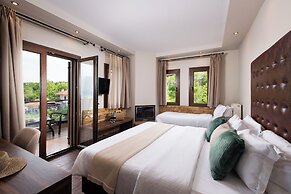 Naiades Hotel